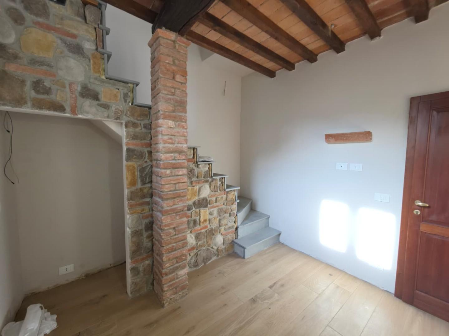 Casa indipendente con giardino a Palaia
