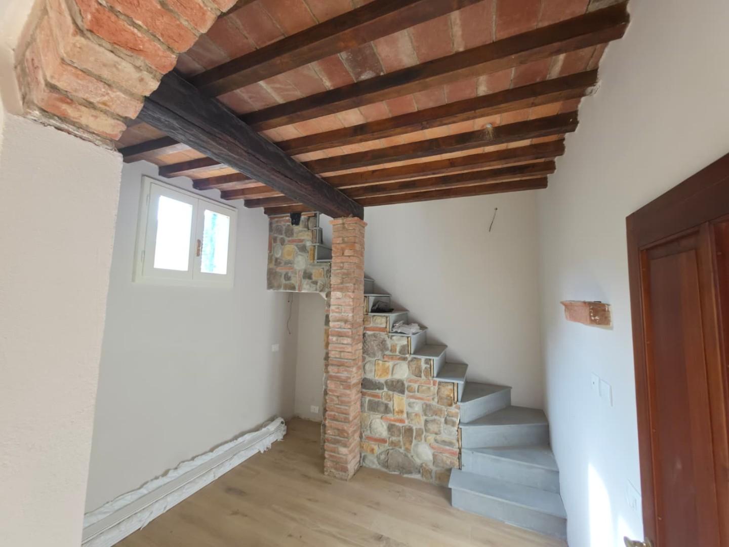 Casa indipendente con giardino a Palaia