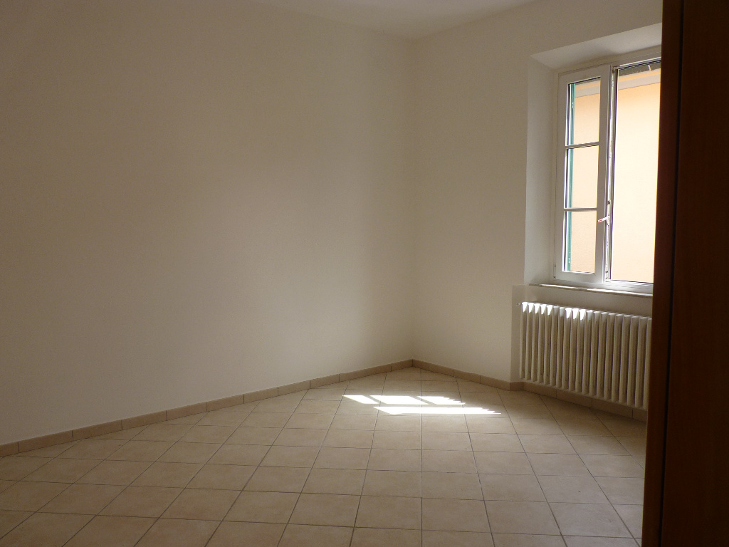 Casa indipendente con giardino, San Giuliano Terme pontasserchio