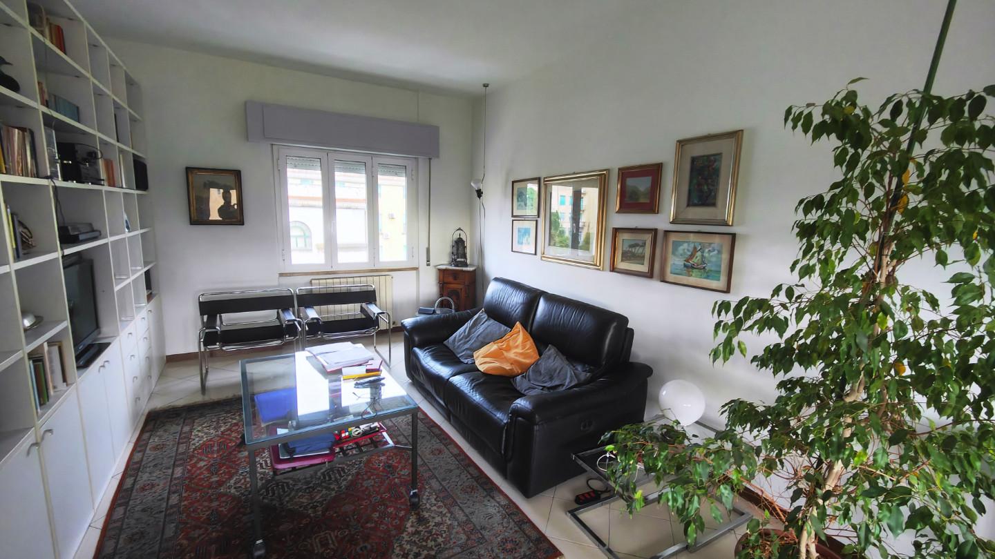 Attico con terrazzo, Pisa santa maria