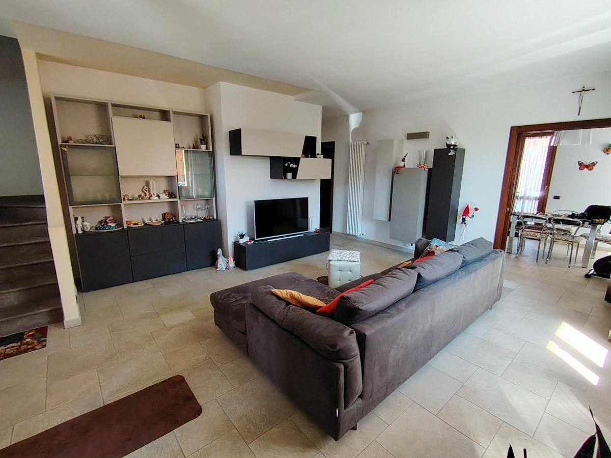 Villa con giardino a San Giuliano Terme