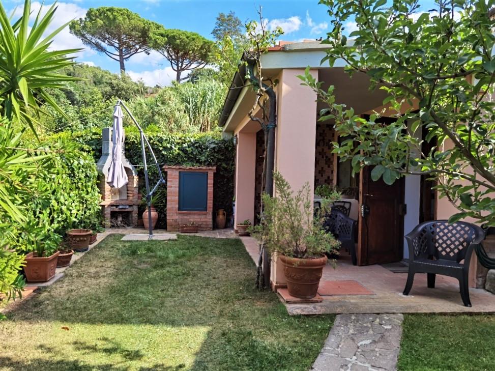 Casa indipendente con giardino, Livorno montenero alto