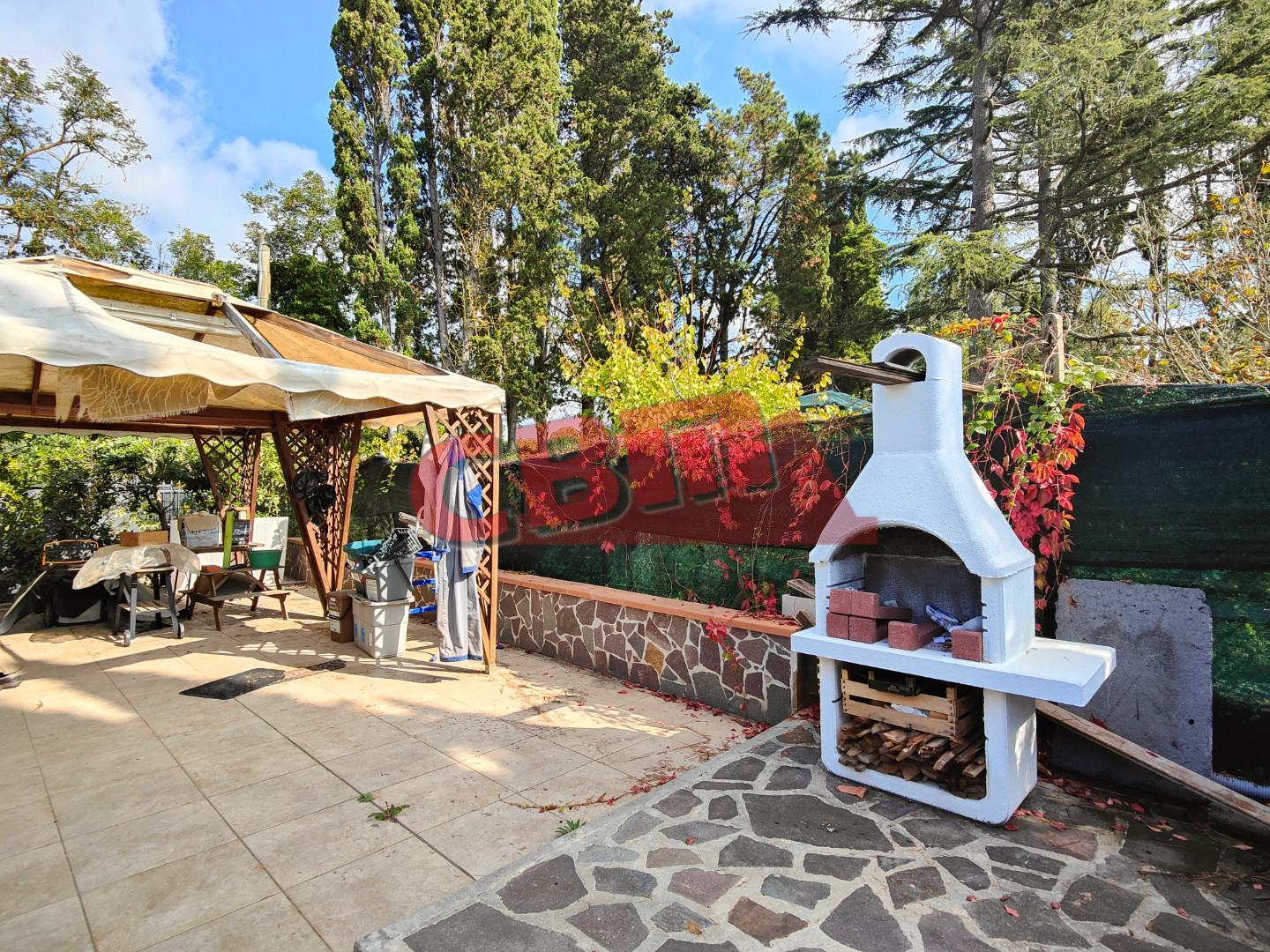 Villa arredata in affitto, Livorno le padule