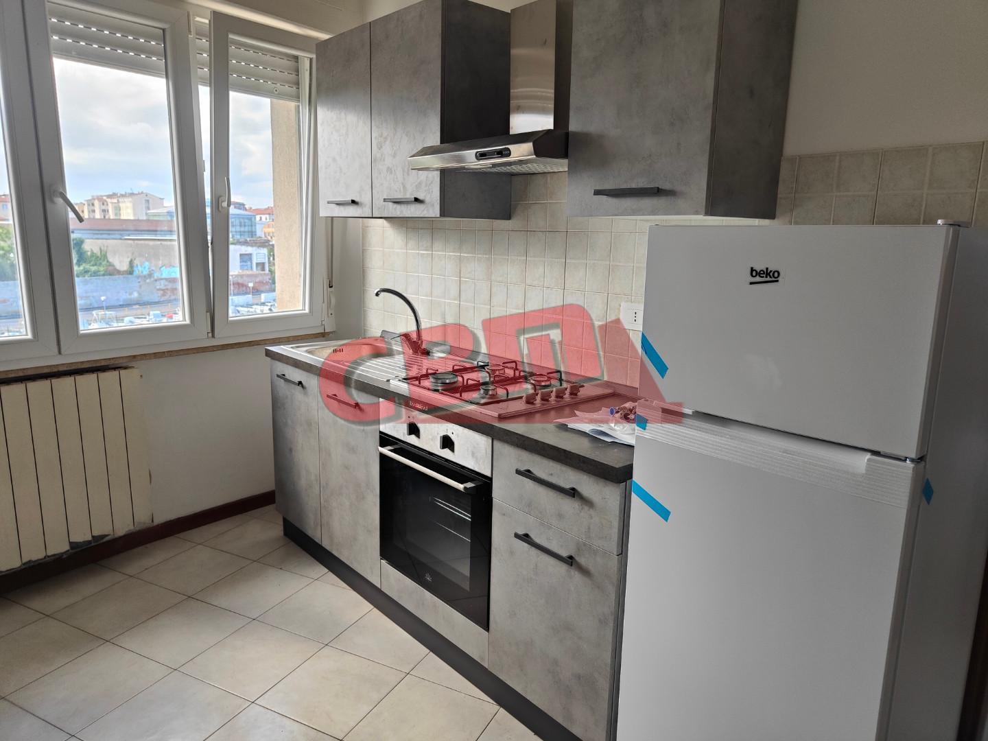 Bilocale arredato in affitto, Livorno porto industriale