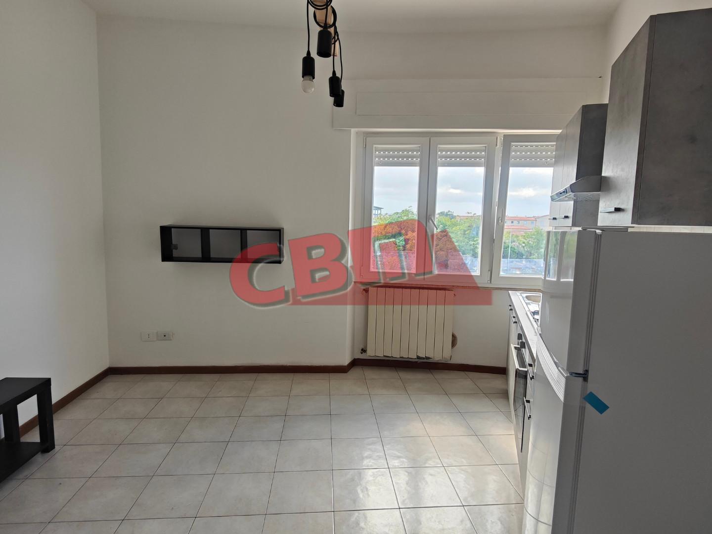 Bilocale arredato in affitto, Livorno porto industriale