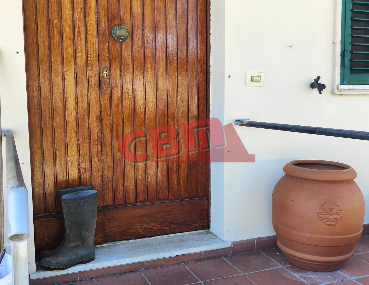 Casa indipendente con giardino, Collesalvetti stagno