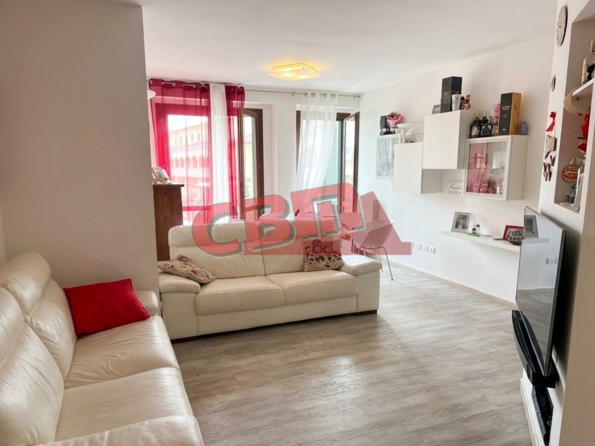 Appartamento con terrazzo, Livorno carducci