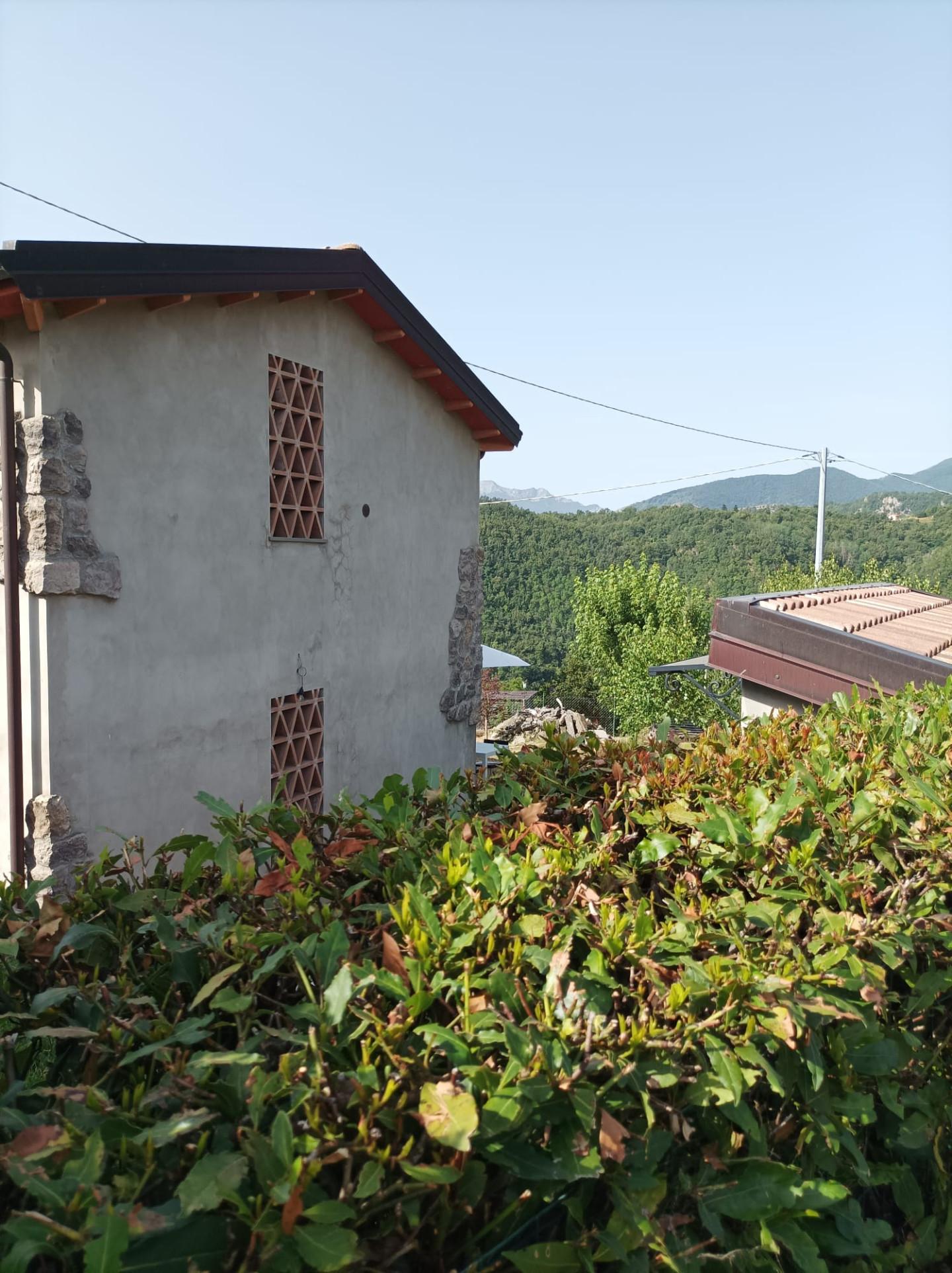 Casa indipendente con giardino, Castelnuovo di Garfagnana croce stazzana
