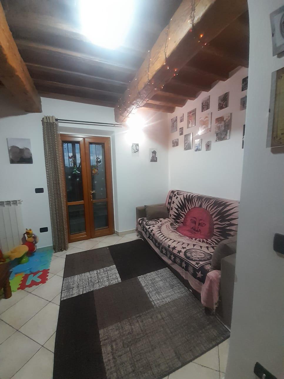 Rustico con giardino, Livorno picchianti