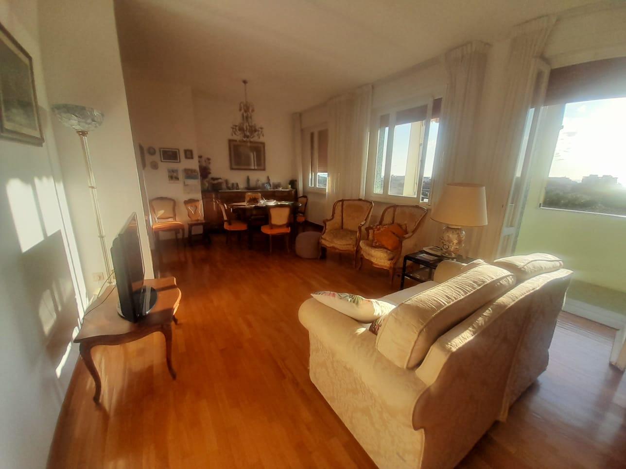 Appartamento vista mare, Livorno via goito