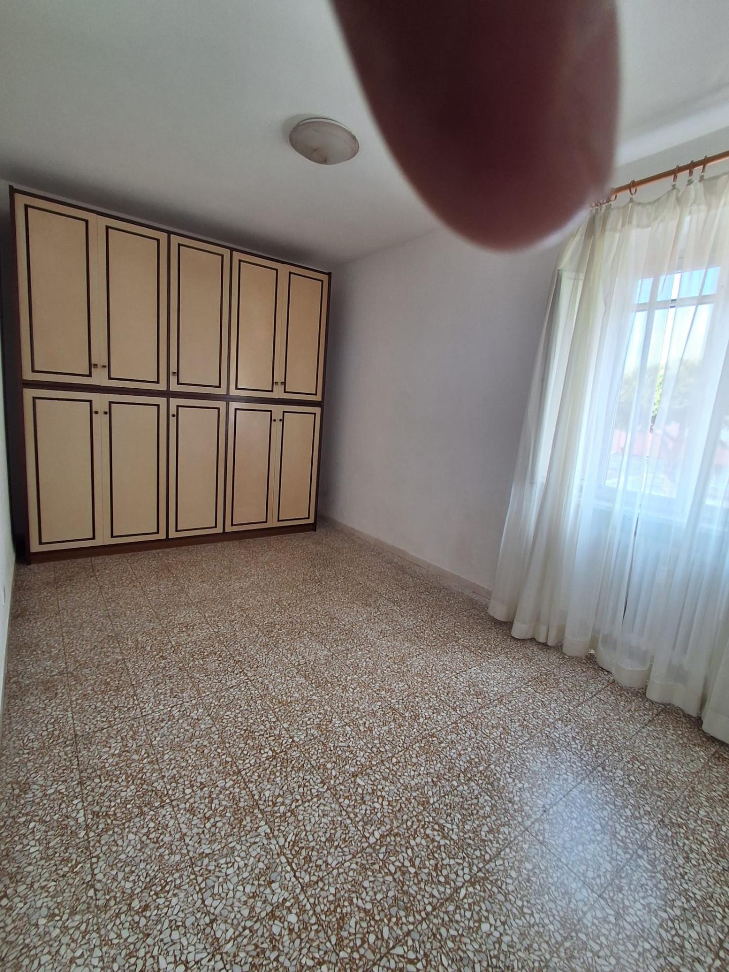 Quadrilocale in vendita, Livorno porta a terra