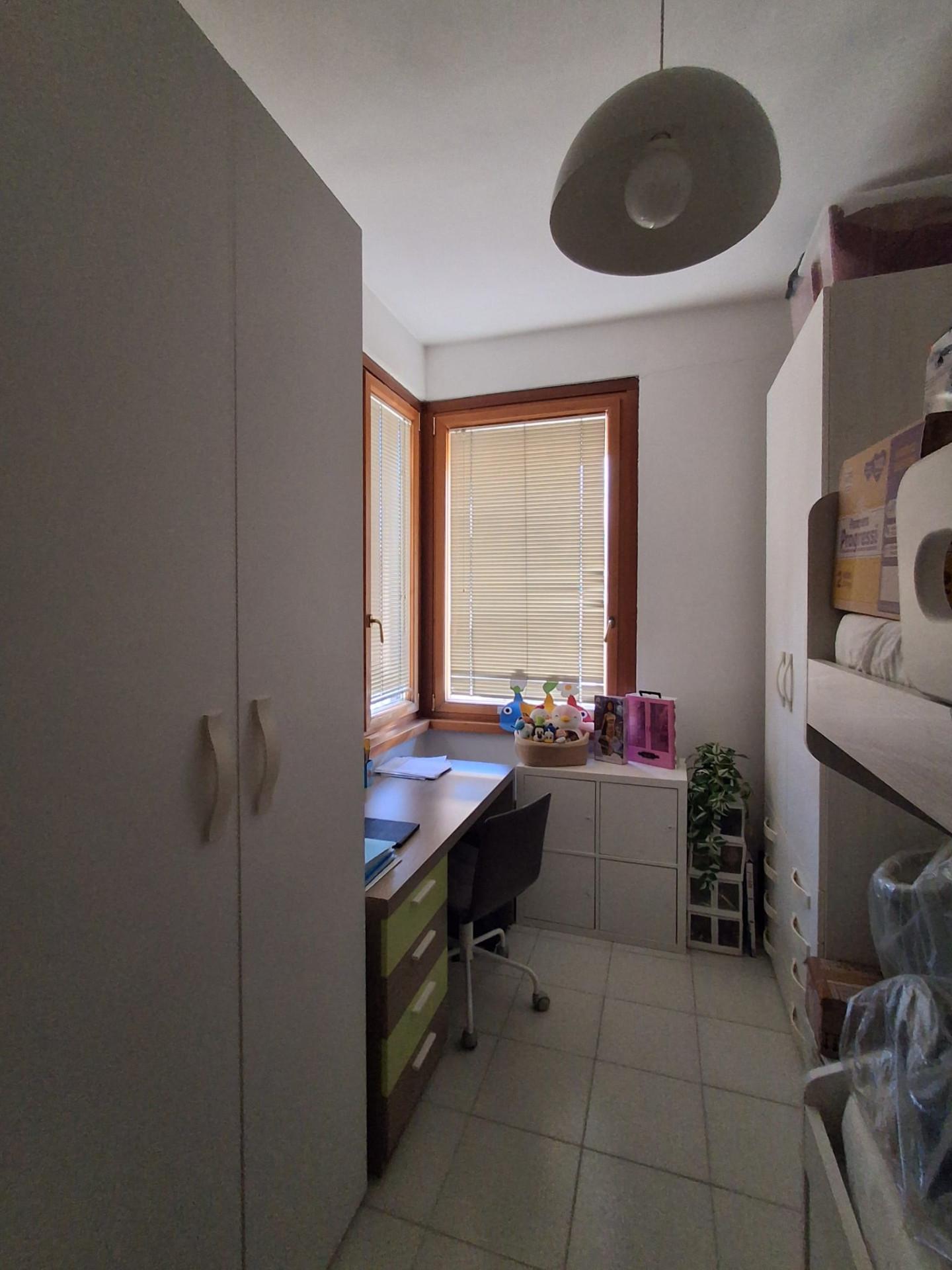 Quadrilocale arredato in affitto, Livorno calzabigi