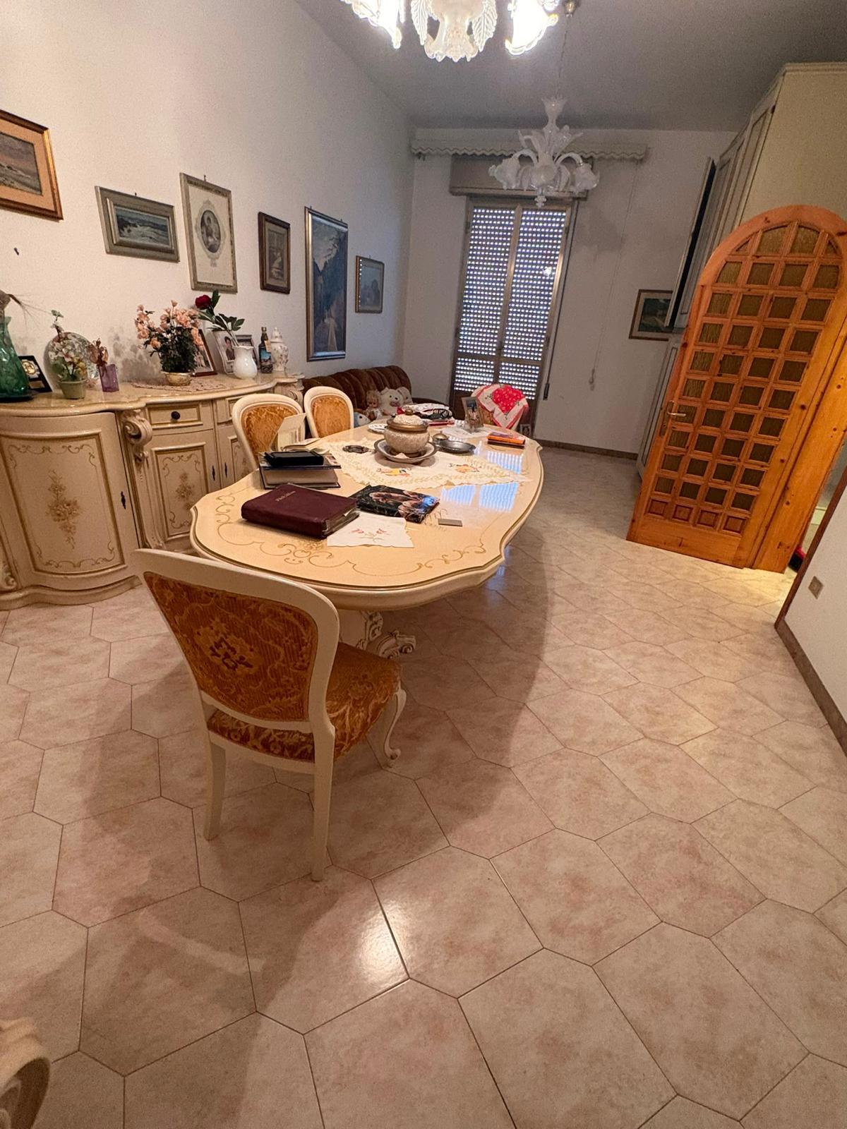 Casa indipendente con giardino a Avola