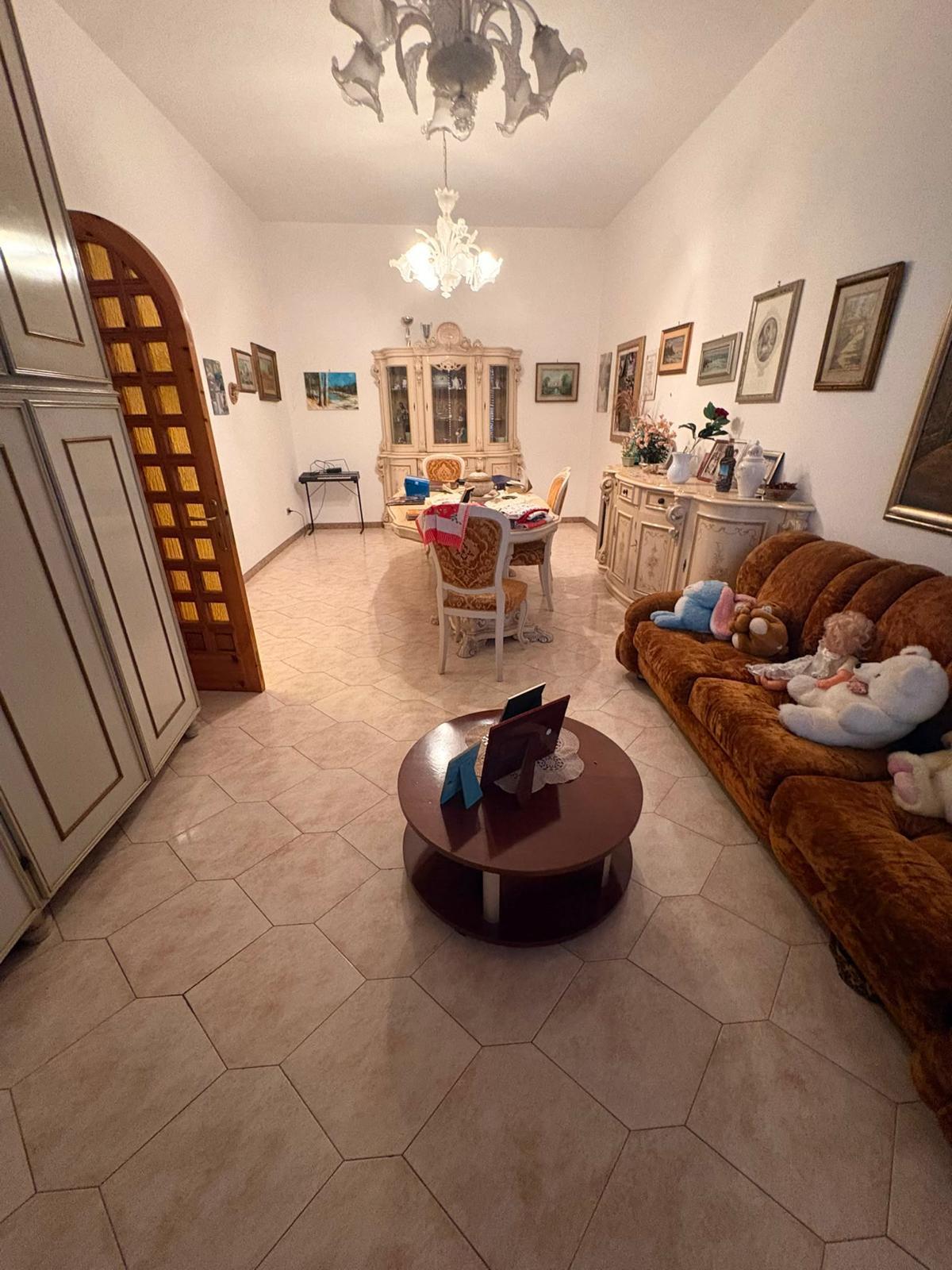 Casa indipendente con giardino a Avola