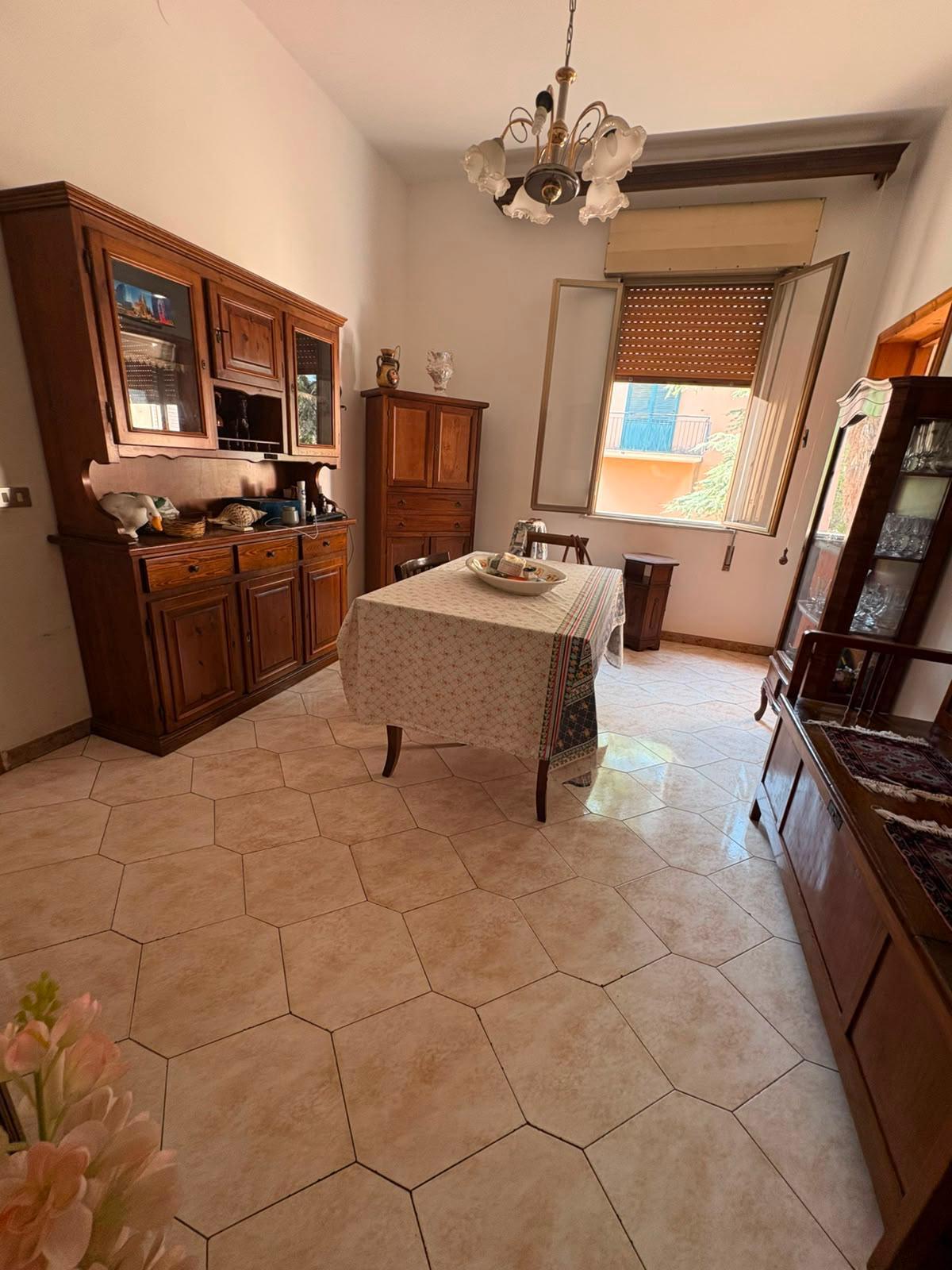 Casa indipendente con giardino a Avola