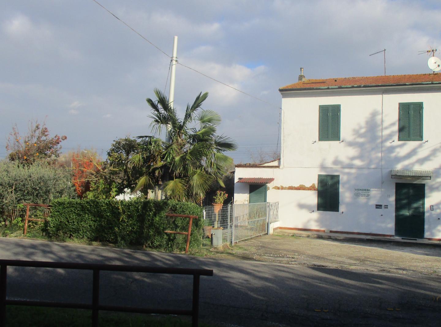 Casa indipendente con giardino a Pontedera