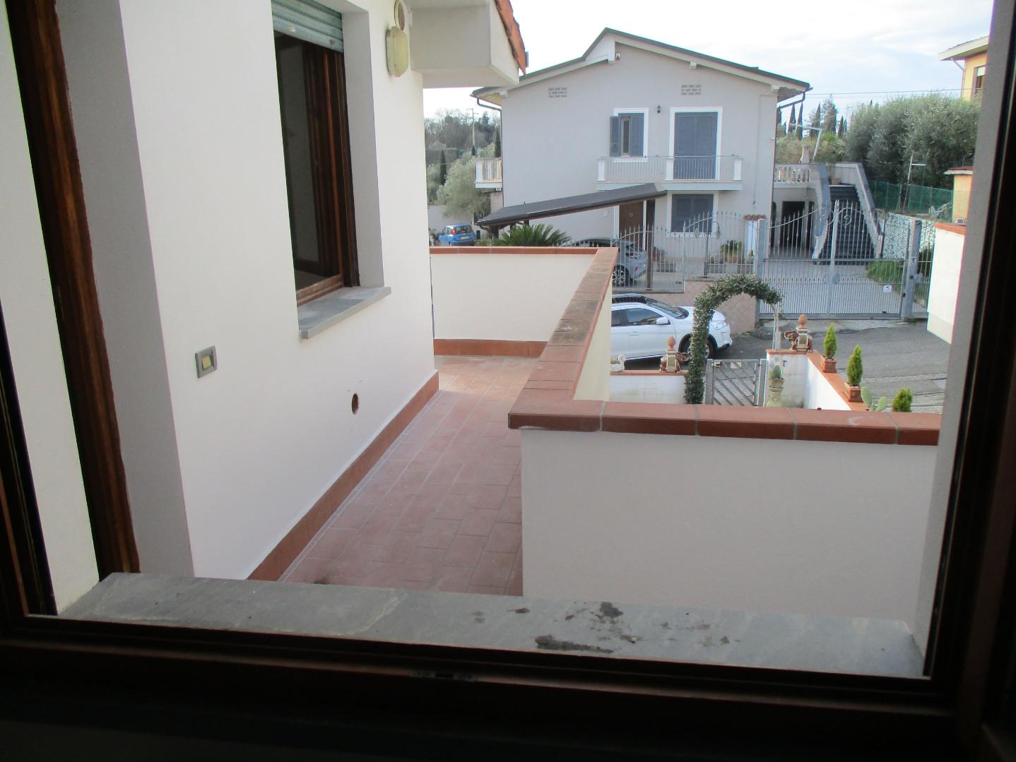 Appartamento con giardino, Bientina quattro strade