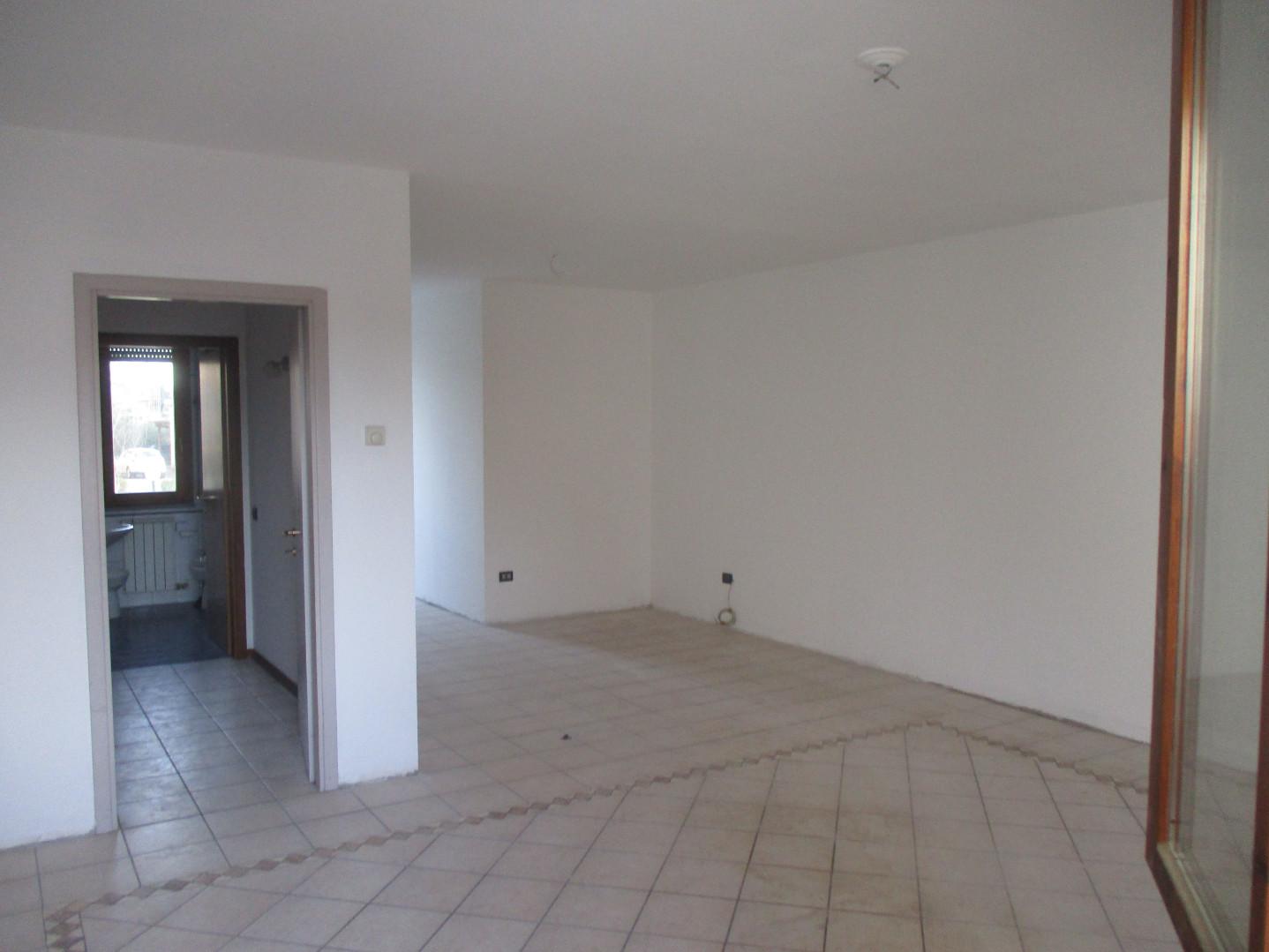 Appartamento con giardino, Bientina quattro strade