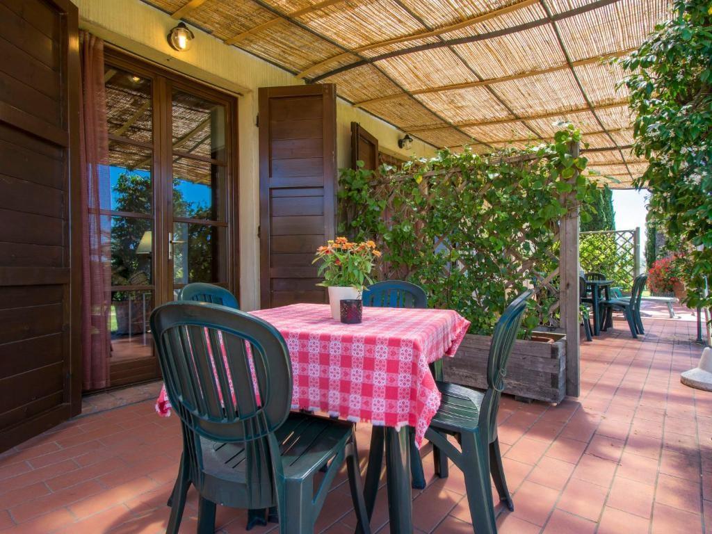 Bilocale in vendita, Cecina paratino