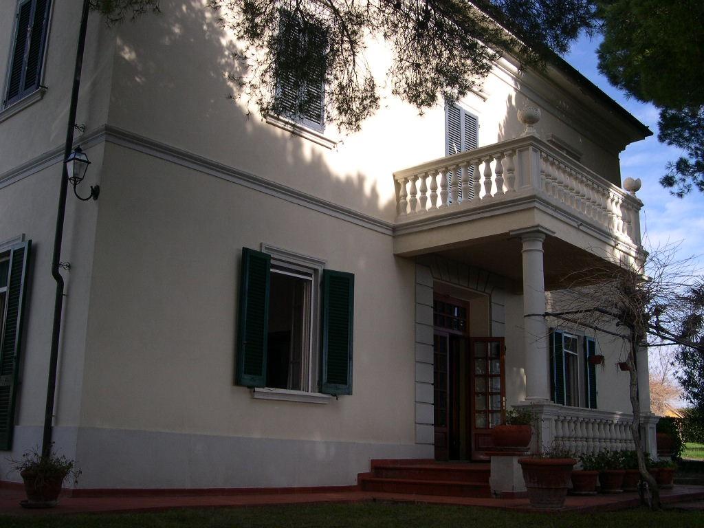 Villa con giardino a Casale Marittimo