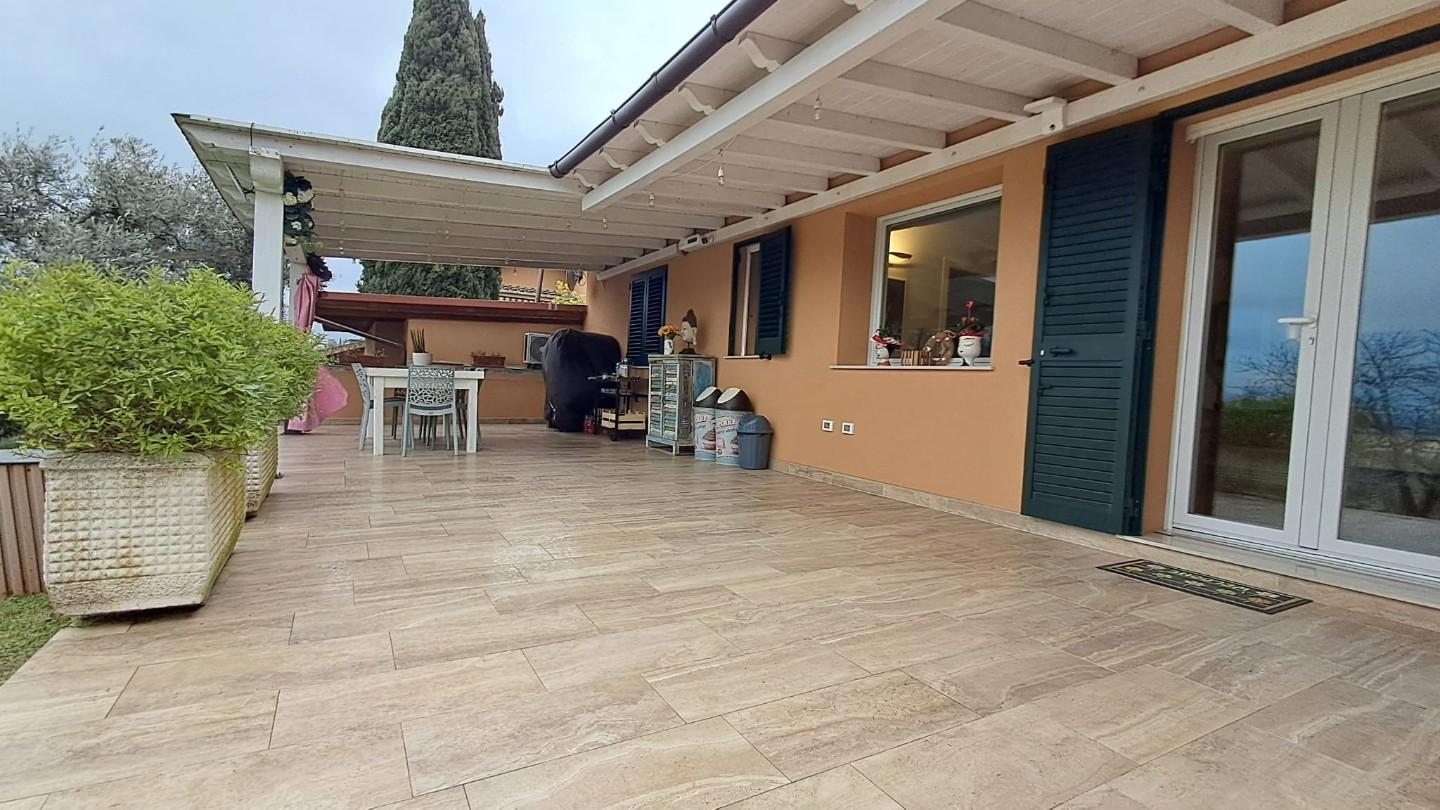 Villa Trifamiliari in vendita a Montescudaio