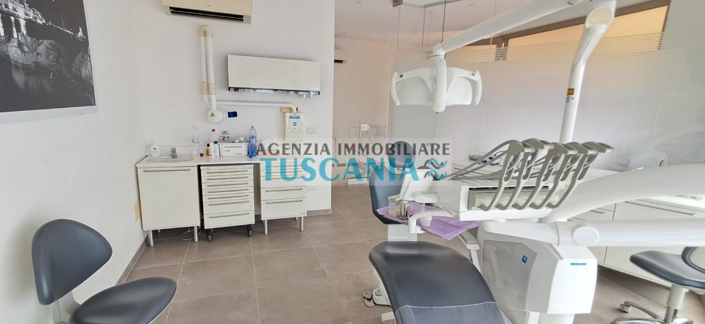 Locale commerciale ristrutturata a Marciana Marina