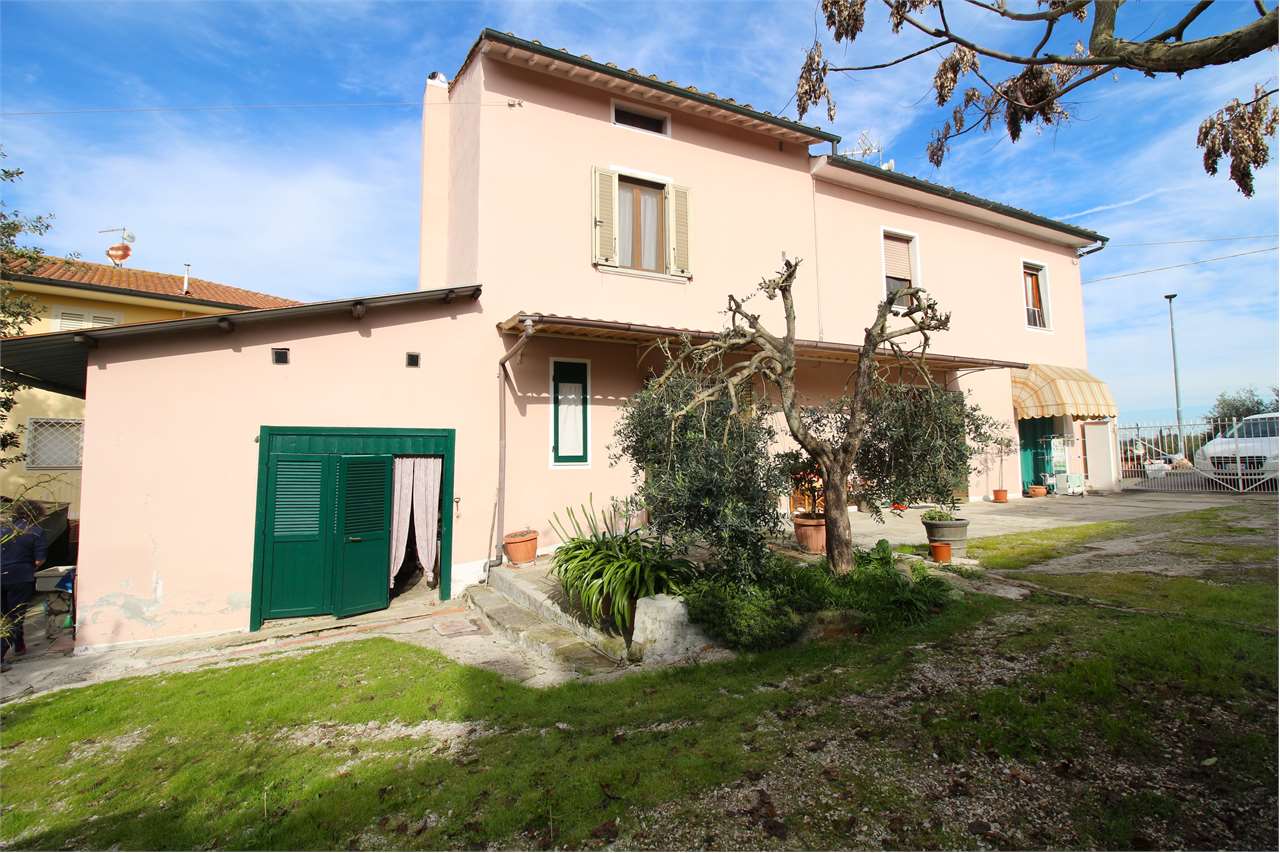 Casa indipendente con giardino, Santa Maria a Monte falorni