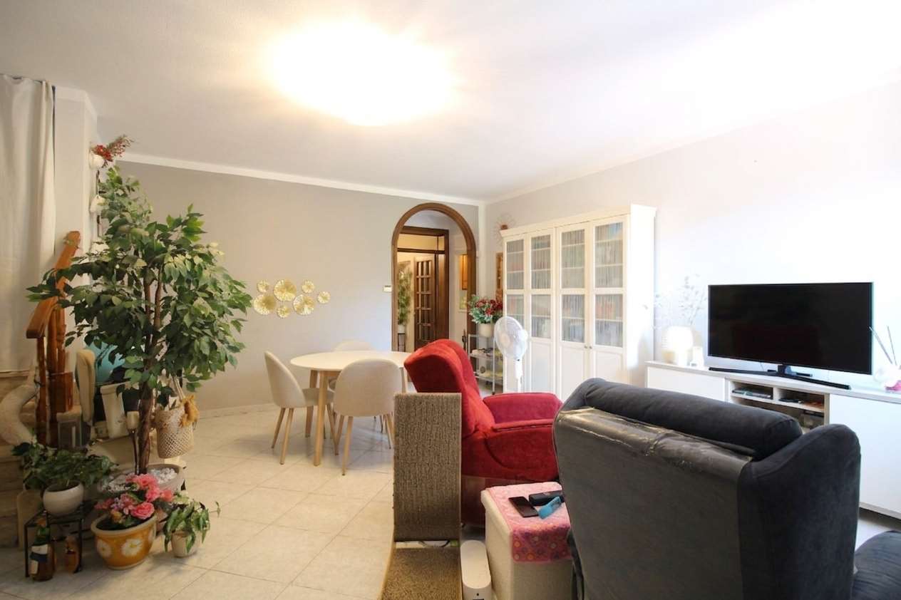 Villa con giardino, Buti cascine