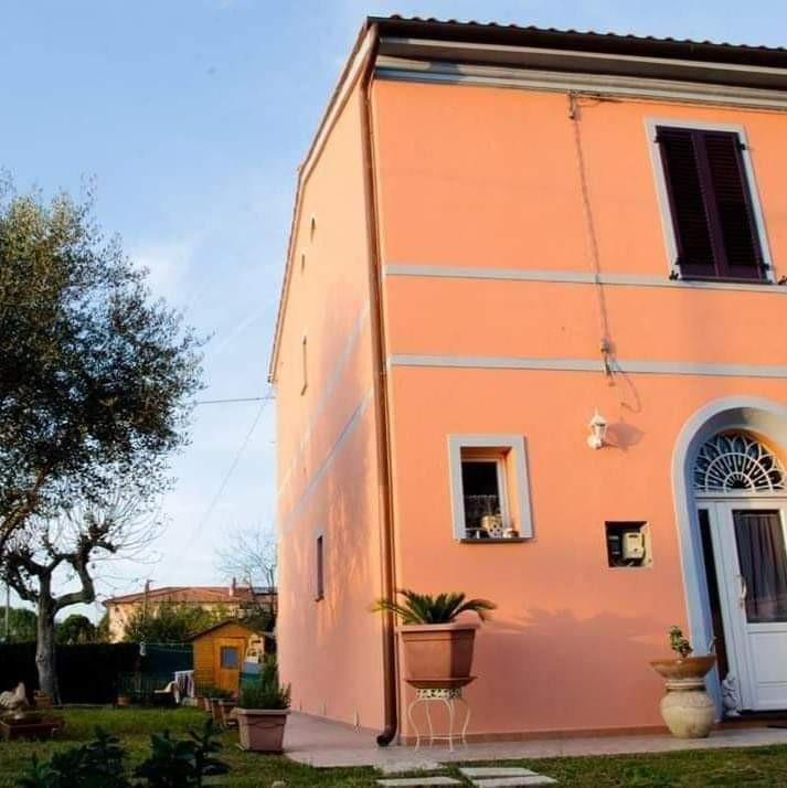 Casa indipendente con giardino, Pisa putignano no