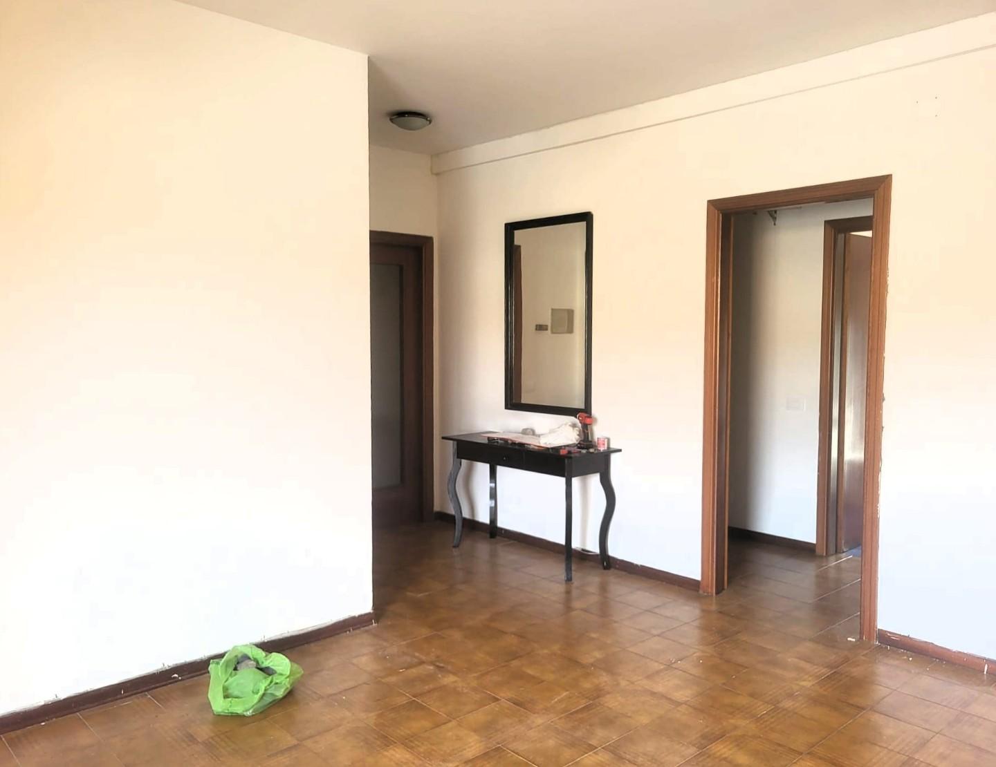 Trilocale in affitto a Cascina