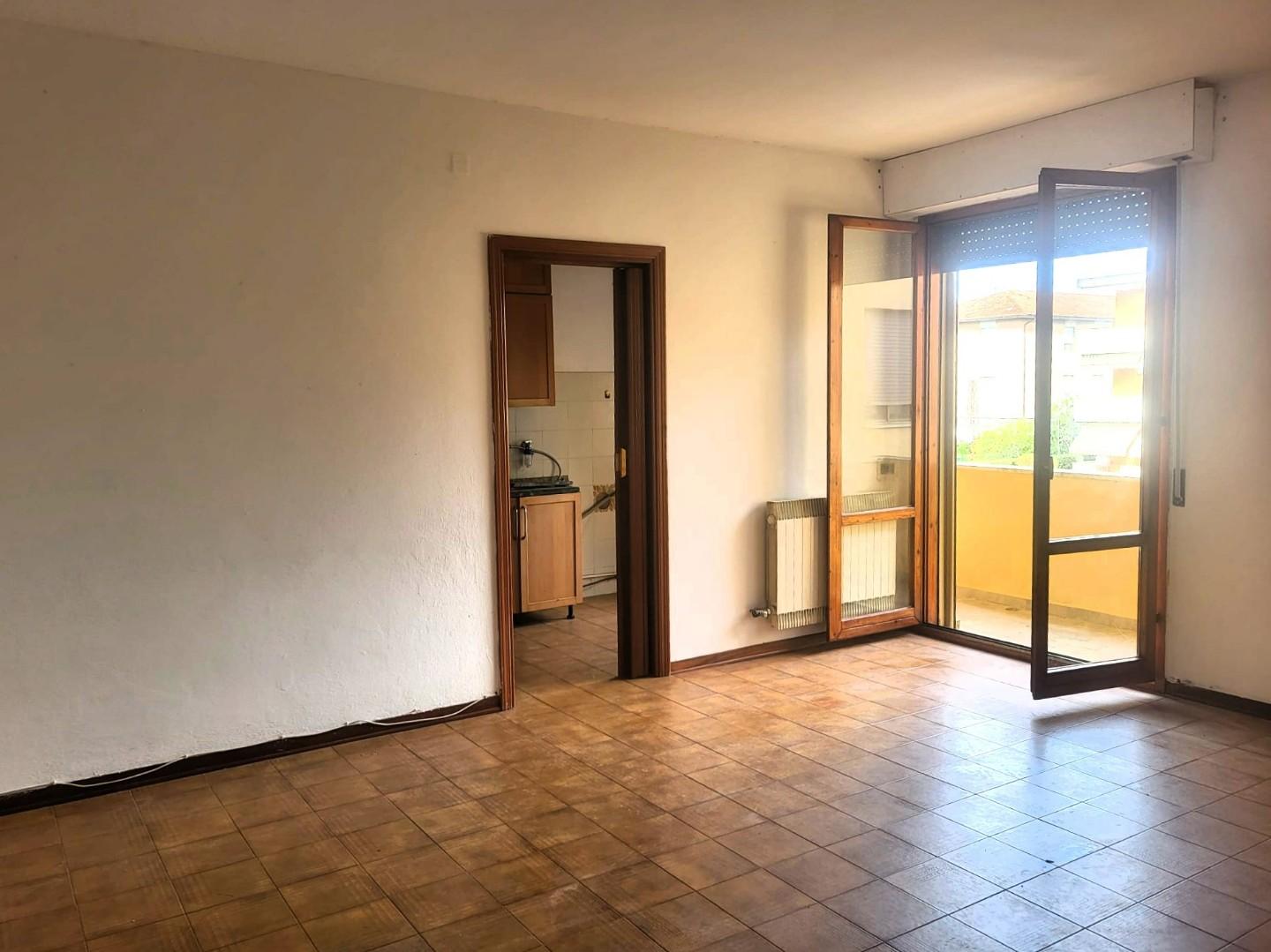 Trilocale in affitto a Cascina