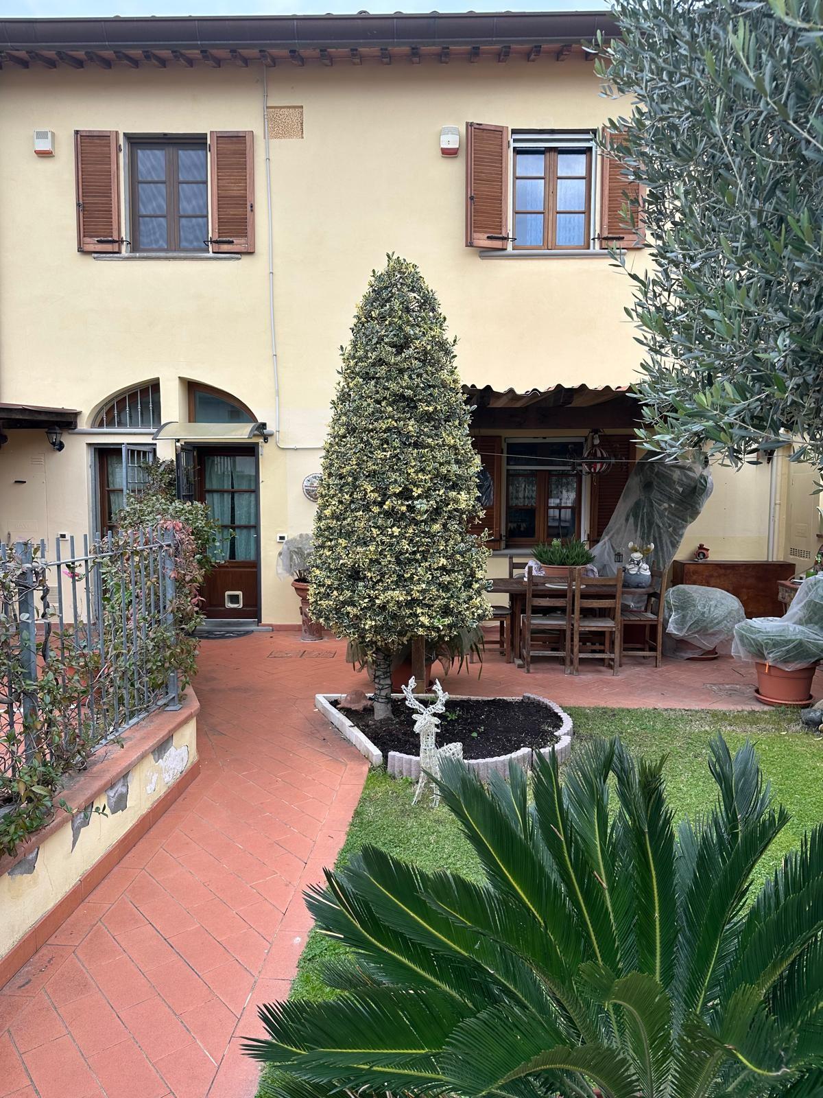 Casa indipendente con giardino, Cascina san lorenzo a pagnatico