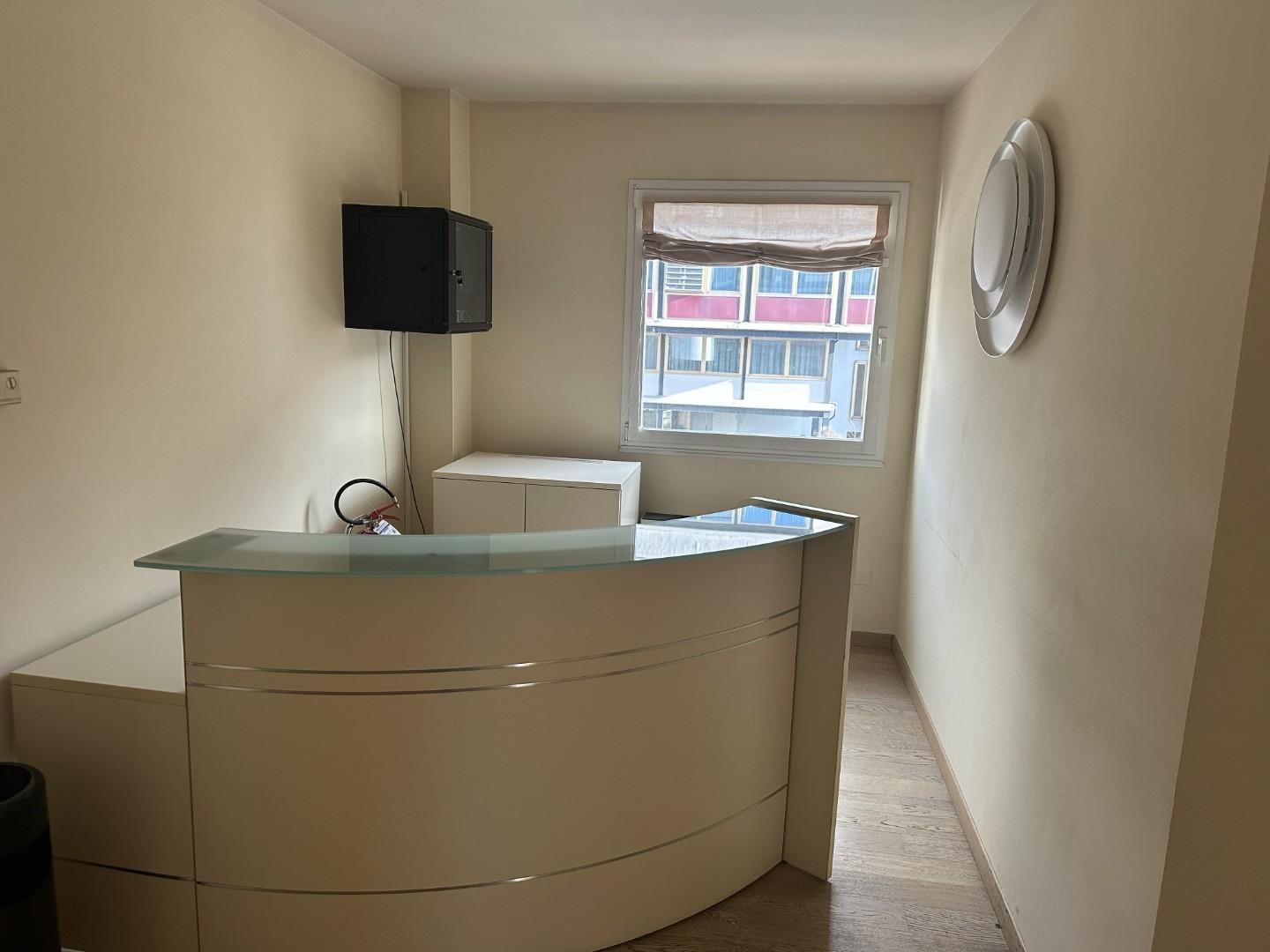 Ufficio in vendita a Prato