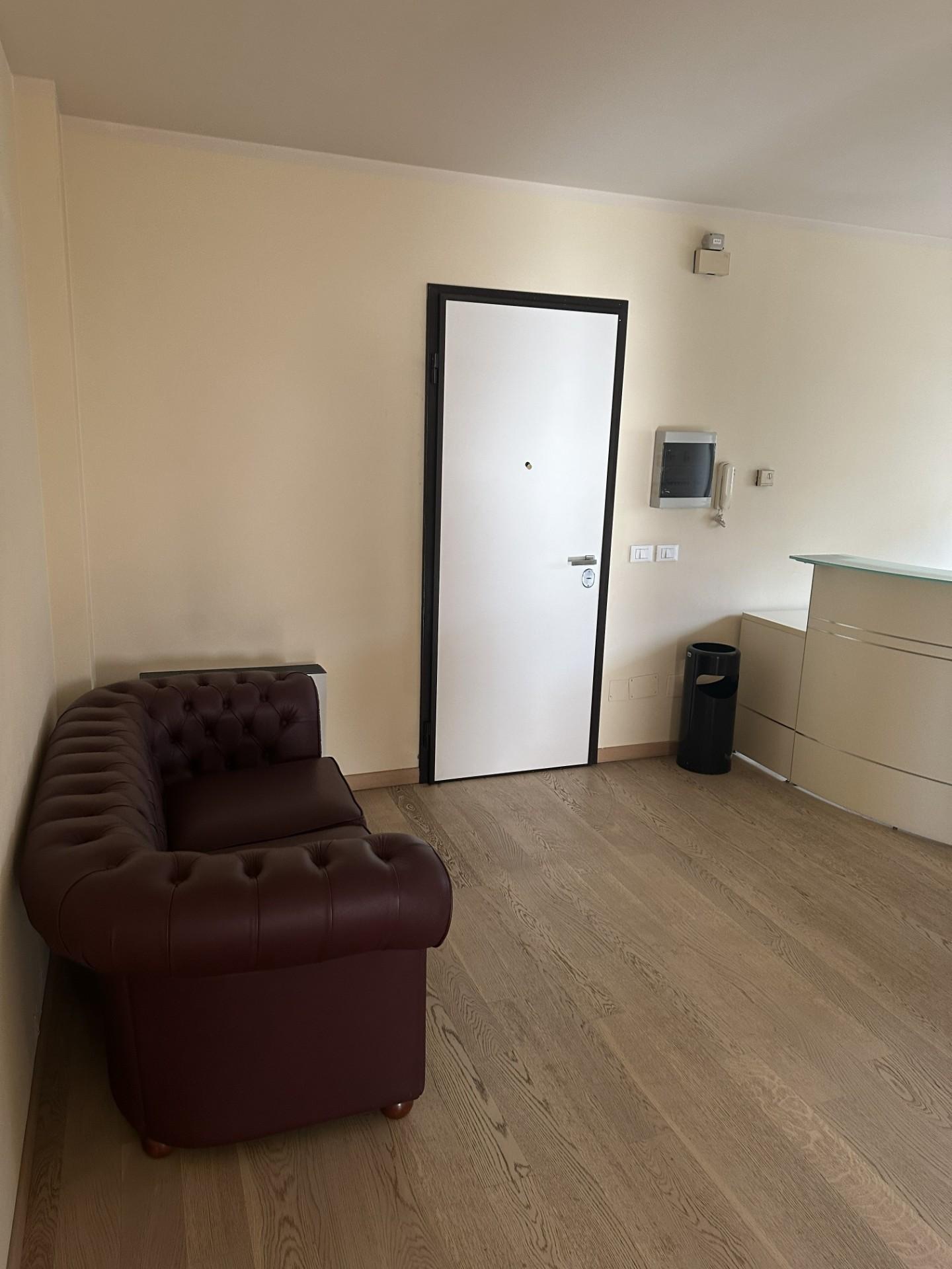 Ufficio in vendita a Prato