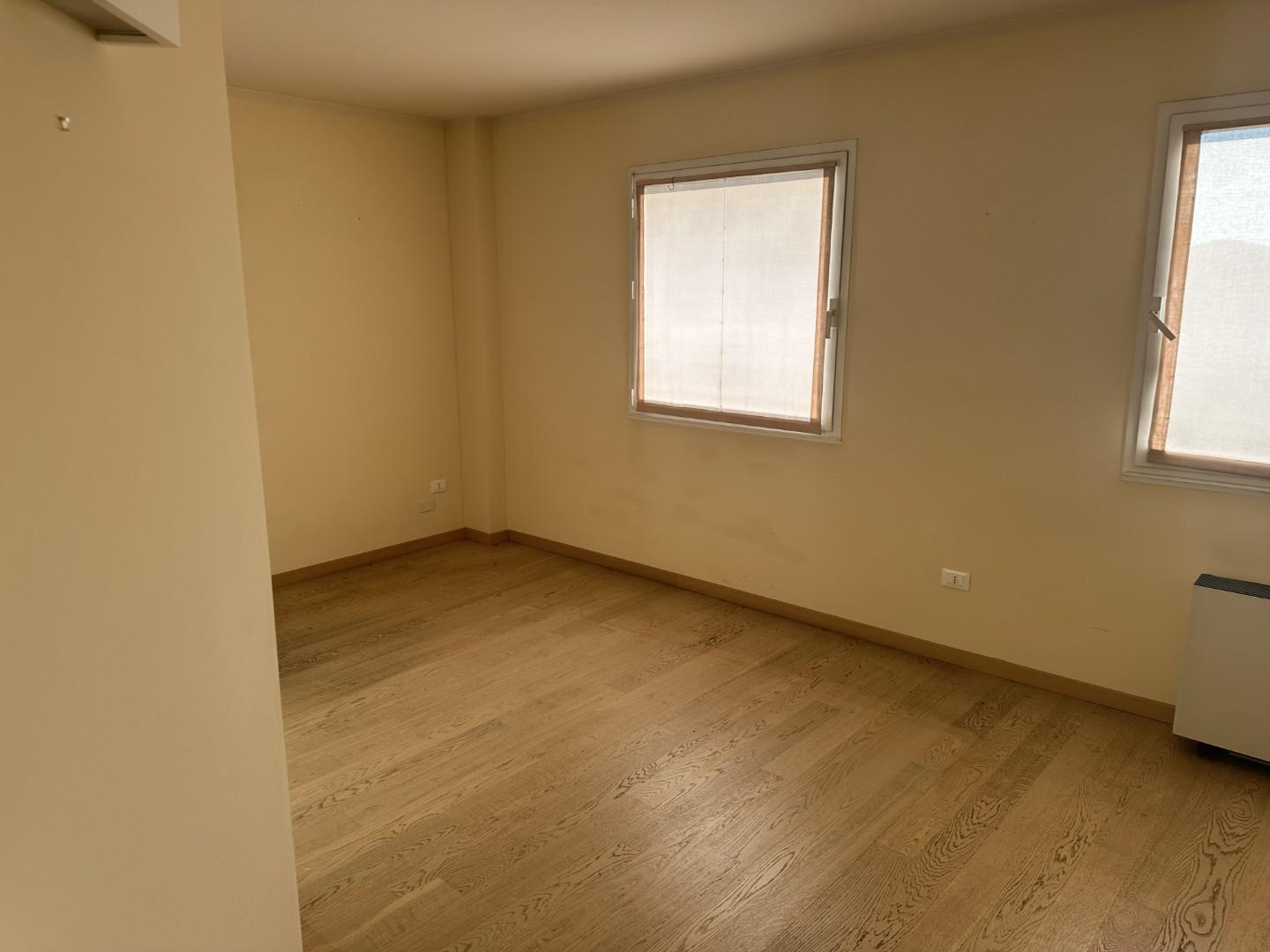 Ufficio in vendita a Prato