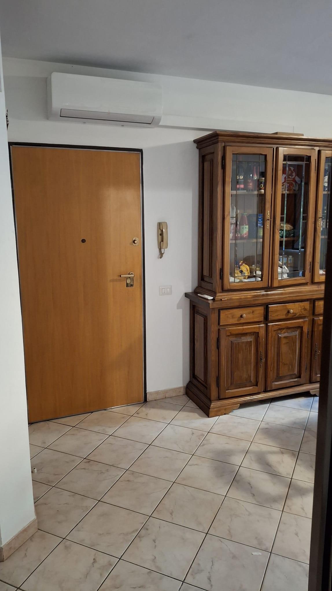 Trilocale arredato in affitto a Pisa