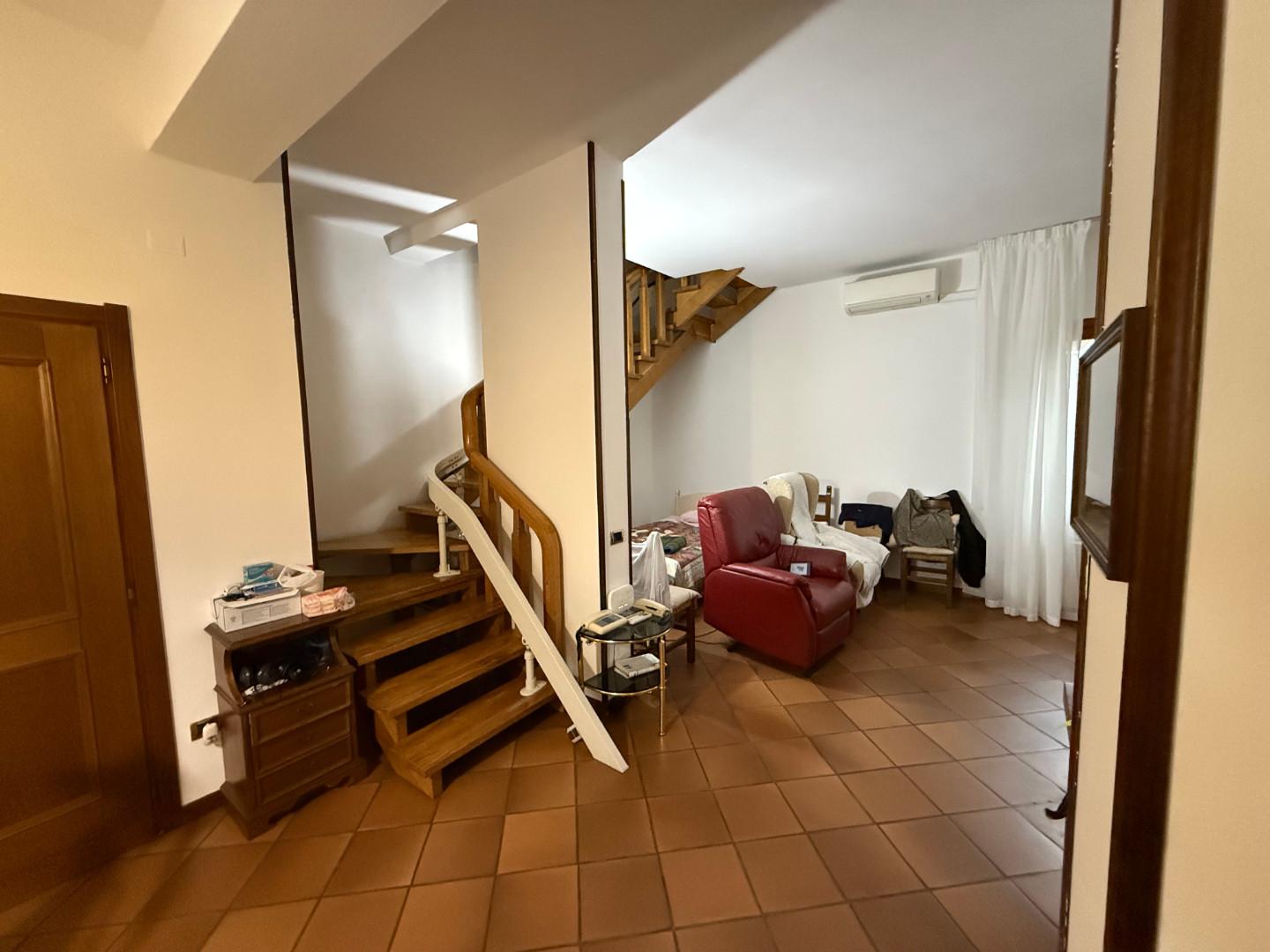 Appartamento arredato in affitto, Calcinaia fornacette