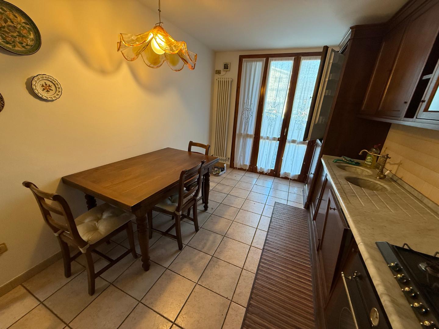 Villa con giardino a Cascina