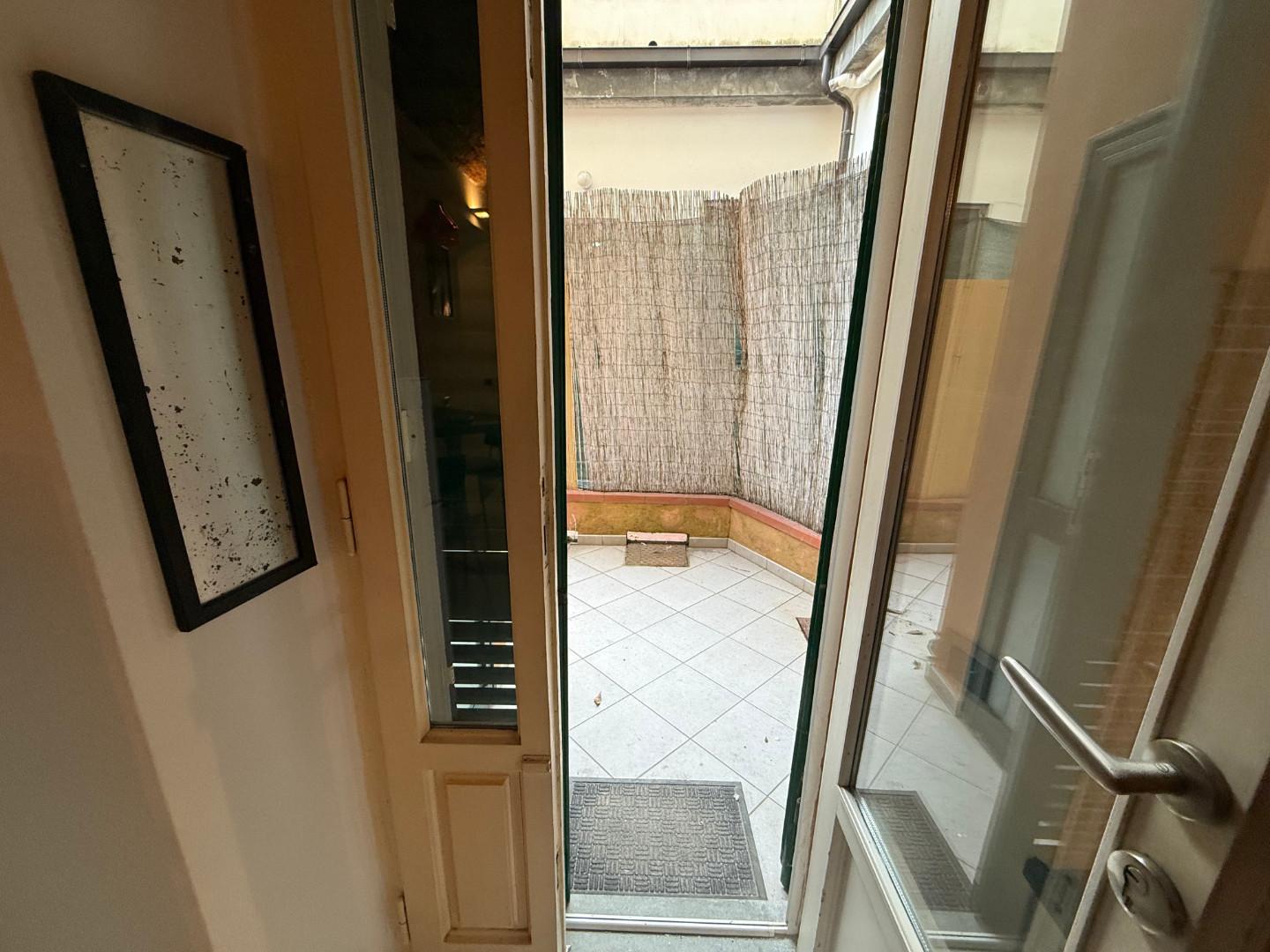 Trilocale arredato in affitto, Pisa lungarni