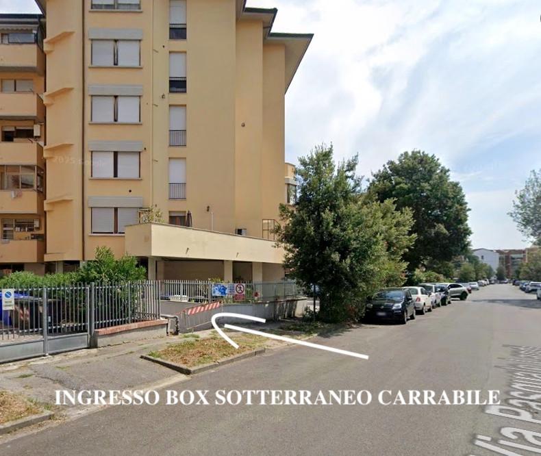 Box/Garage 1200mq da ristrutturare, Pisa landi