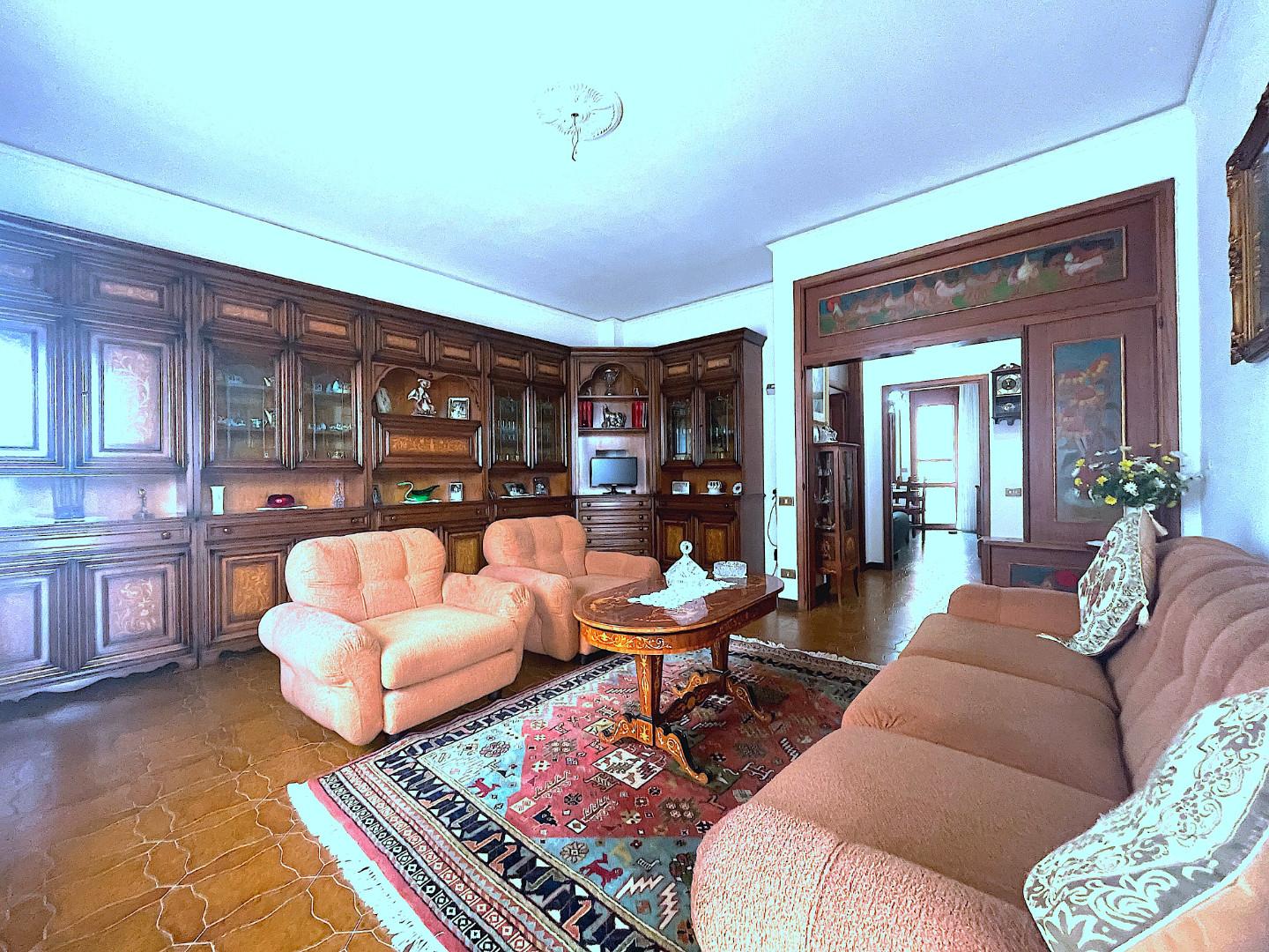 Appartamento con terrazzi a Empoli