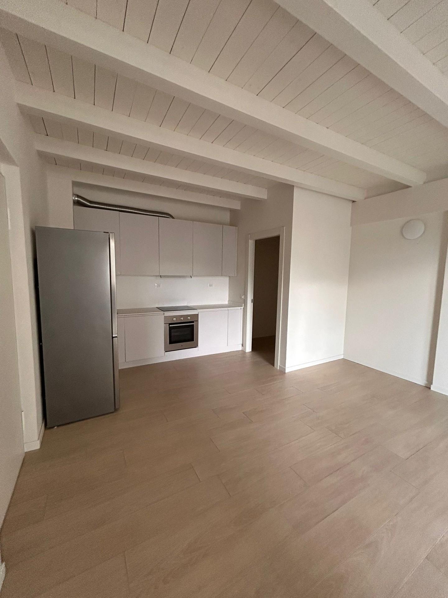 Trilocale arredato in affitto, Empoli pontorme