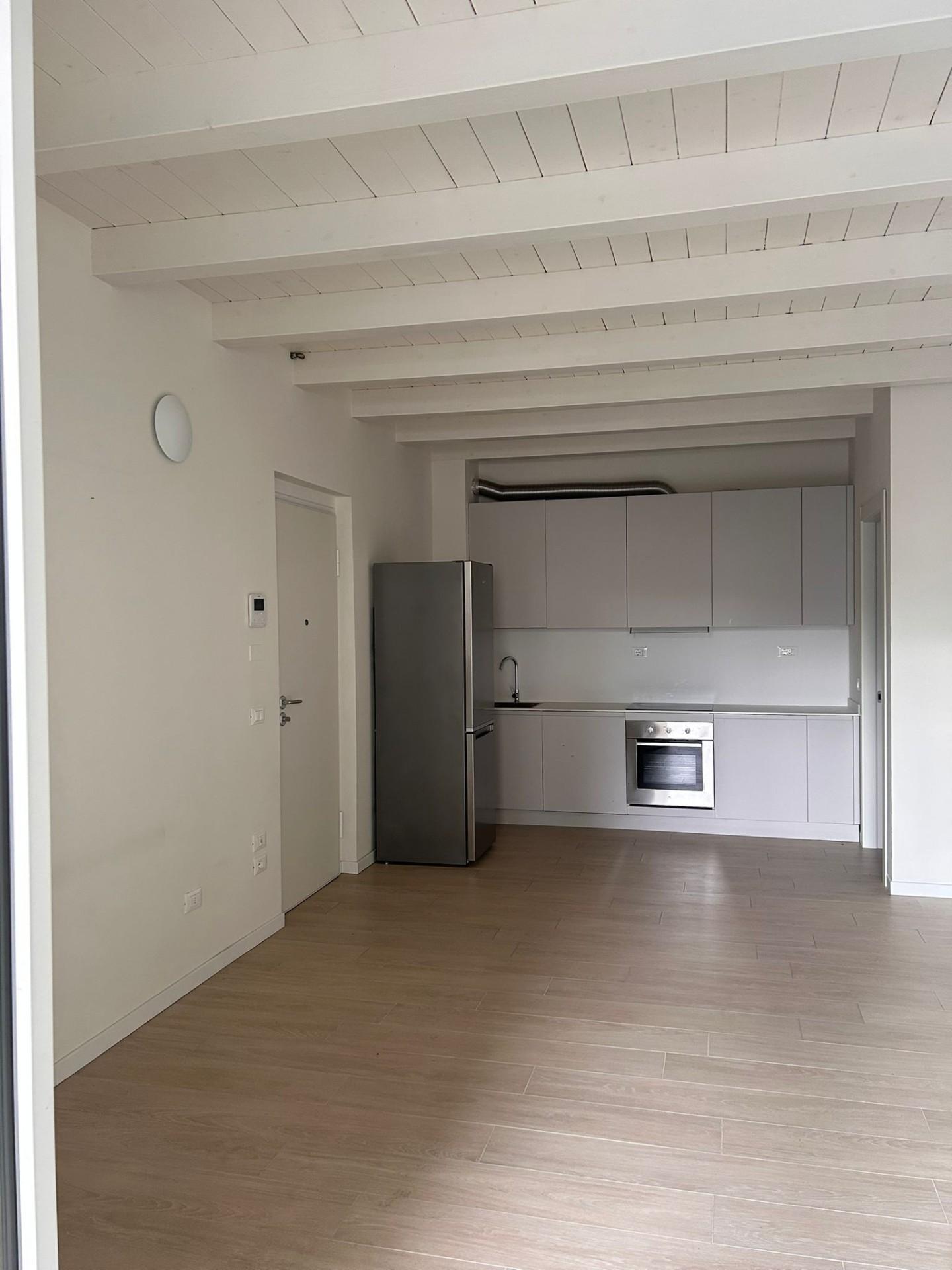 Trilocale arredato in affitto, Empoli pontorme