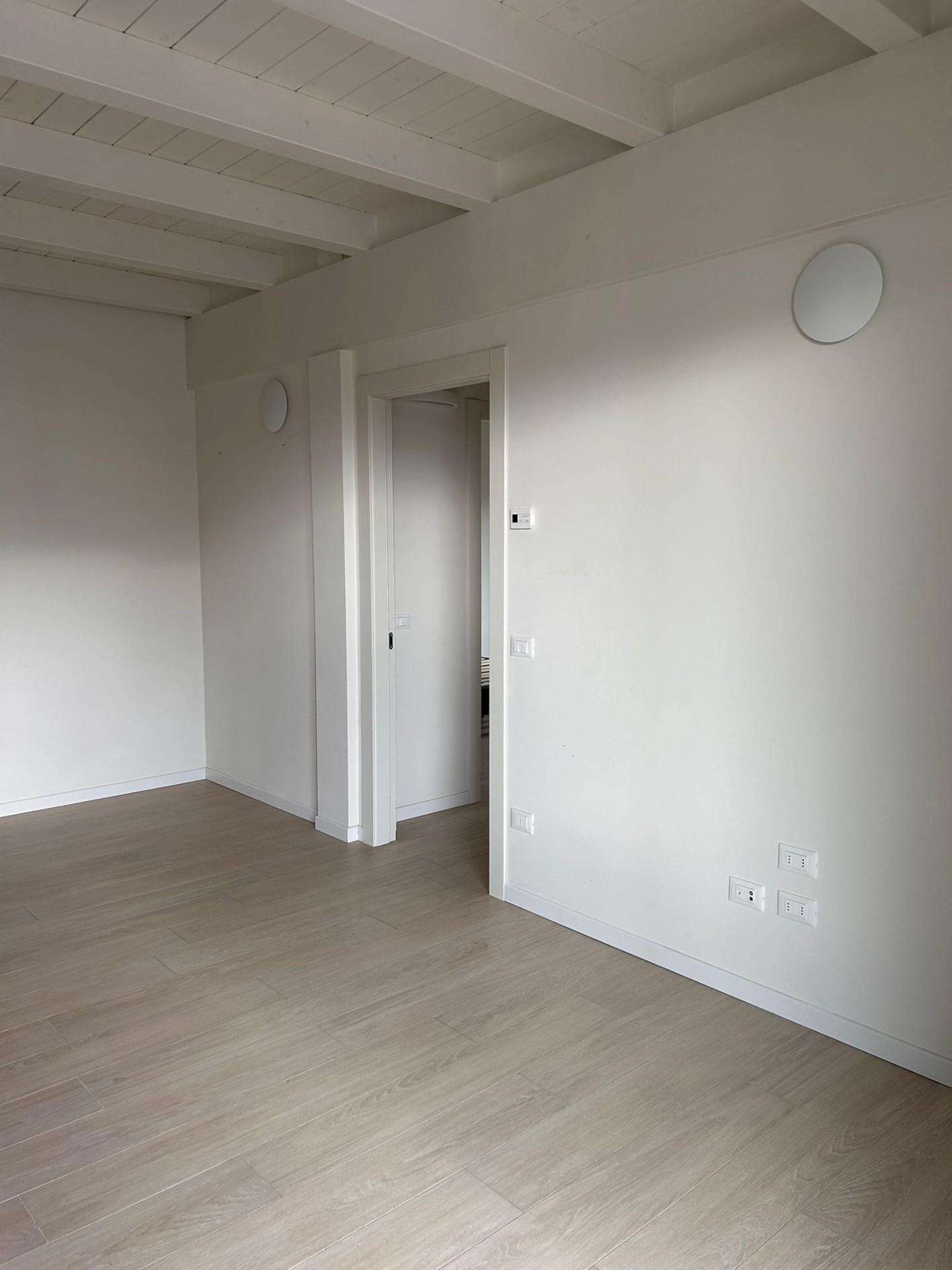 Trilocale arredato in affitto, Empoli pontorme