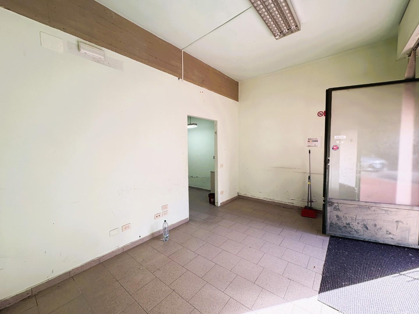 Locale commerciale in vendita, Empoli zona stadio