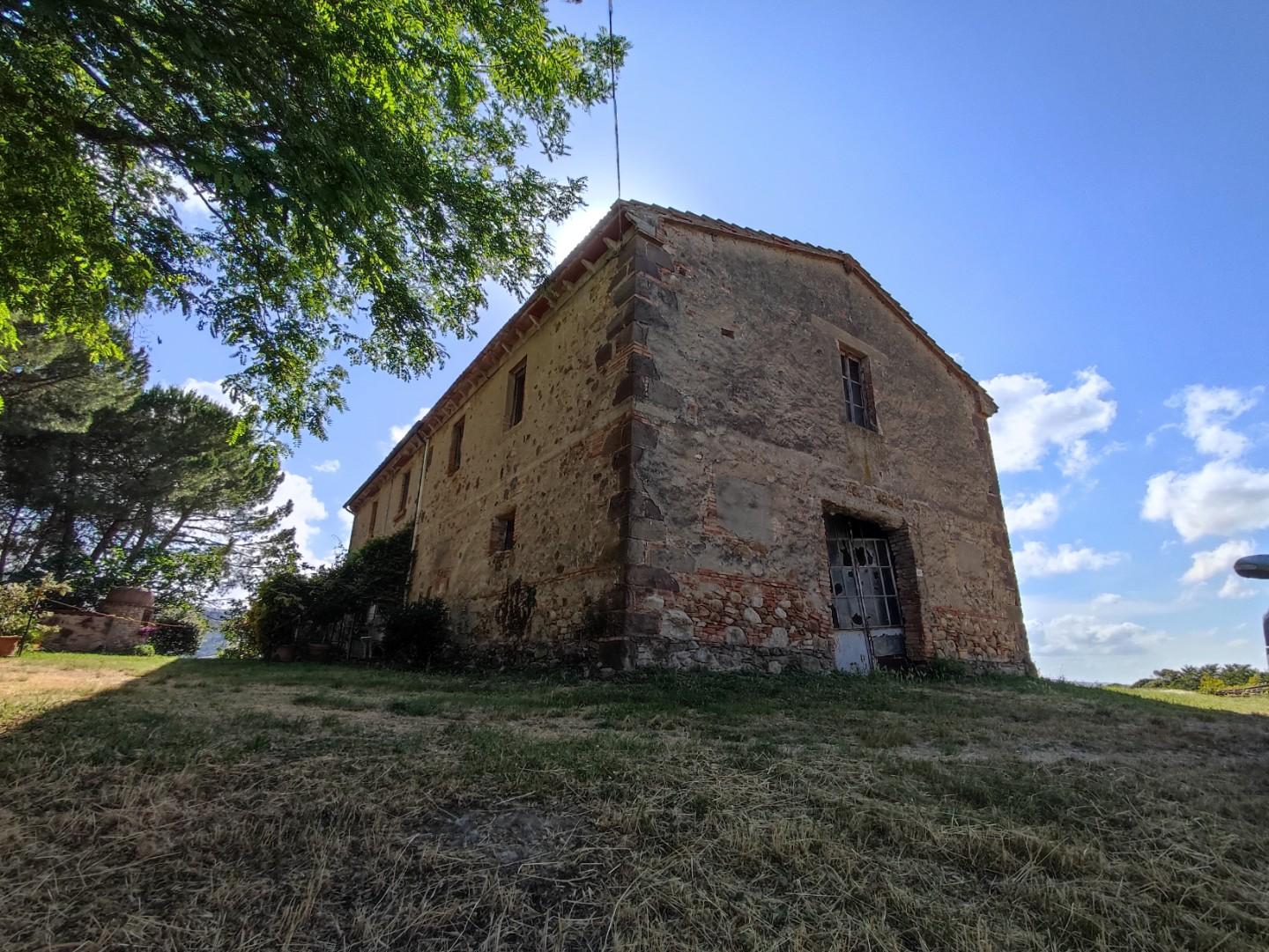 Villa Bifamiliare con giardino a Lajatico