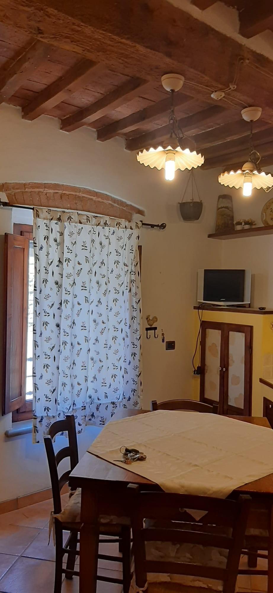 Trilocale arredato in affitto a Peccioli