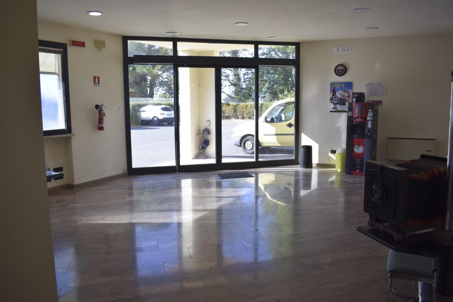 Capannone in vendita, Peccioli fabbrica