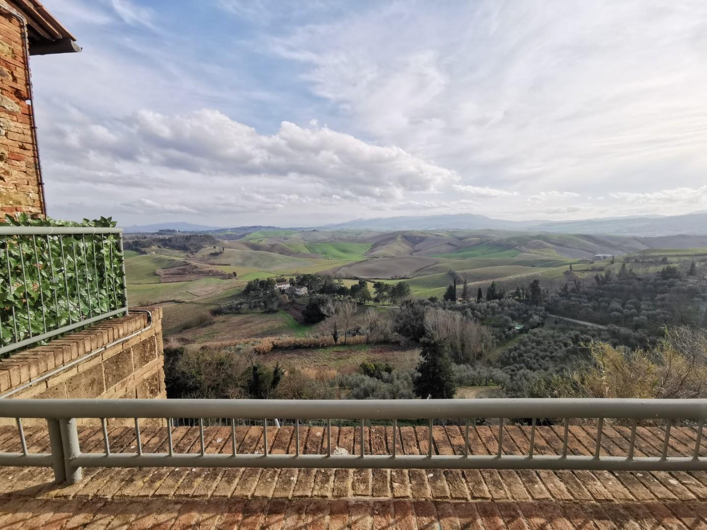 Casa indipendente arredata in affitto a Terricciola