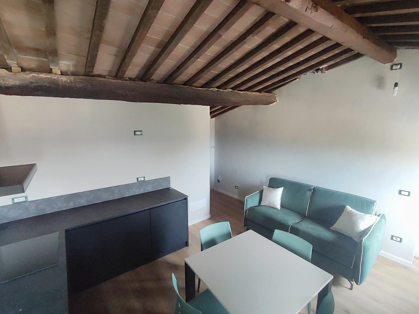 Bilocale arredato in affitto a Peccioli